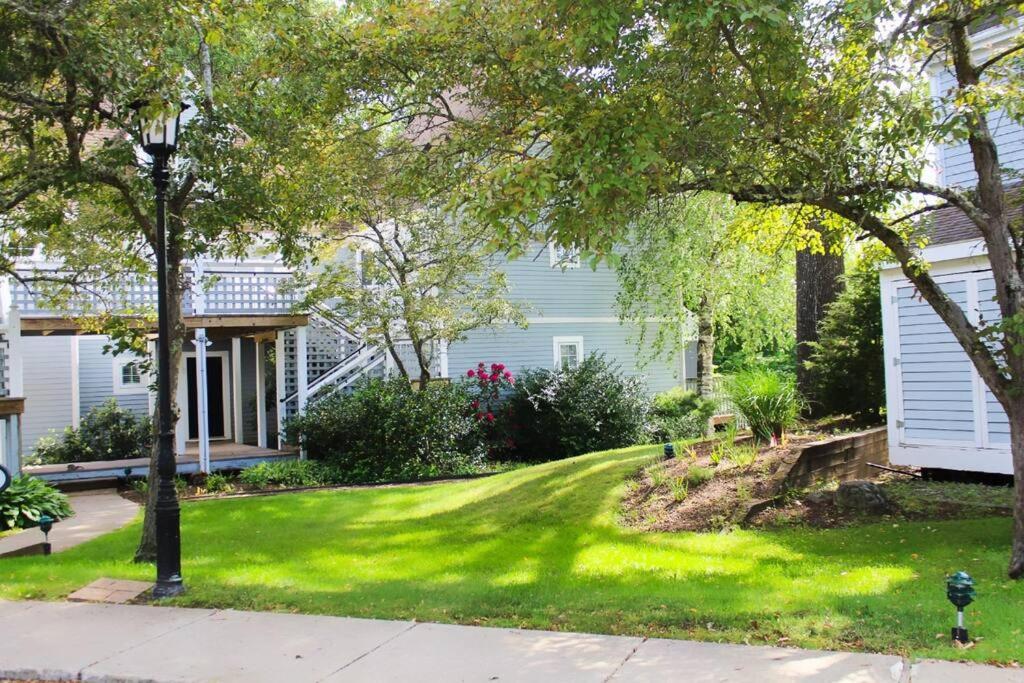 Cozy French Style Villa- 3 Bed-Casino-Pools-Jacuzzi Norwich Exterior foto